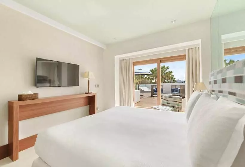 اتاق لوکس با چشمانداز دریا, Gecko Hotel & Beach Club, A Small Luxury Hotel Of The World