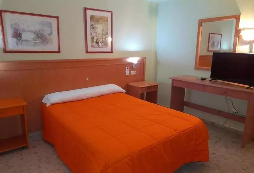 اتاق استاندارد, Hostal Carlos Iii