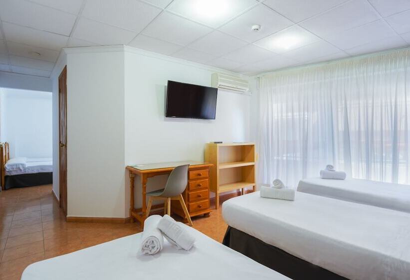 חדר משפחתי, Hostal Casa Antonio By Vivere Stays