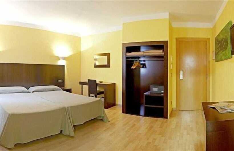 Номер Стандарт Индивидуальный, Florencio Ibiza