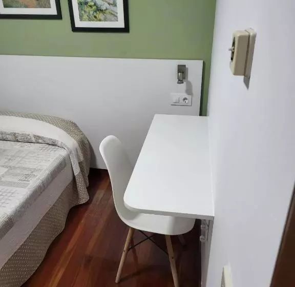 اتاق استاندارد یک نفره, Hostal La Frontera