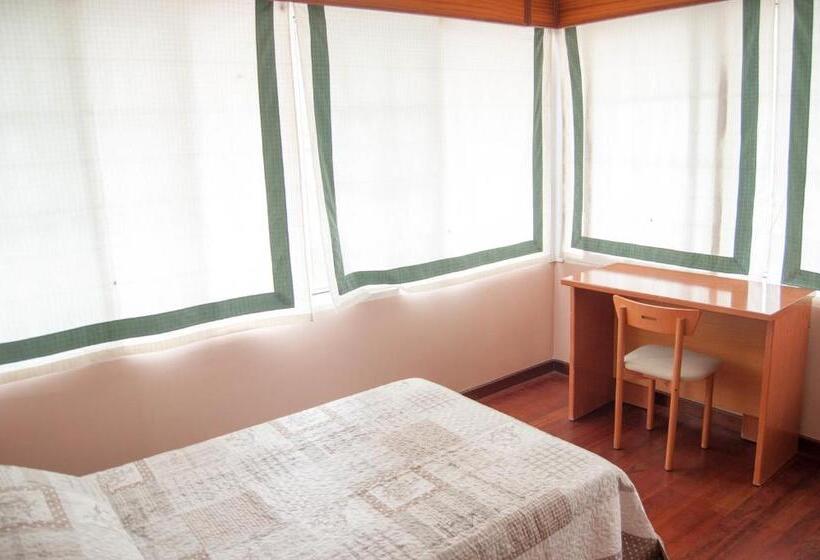 اتاق استاندارد یک نفره, Hostal La Frontera