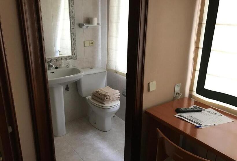 اتاق استاندارد, Hostal La Frontera