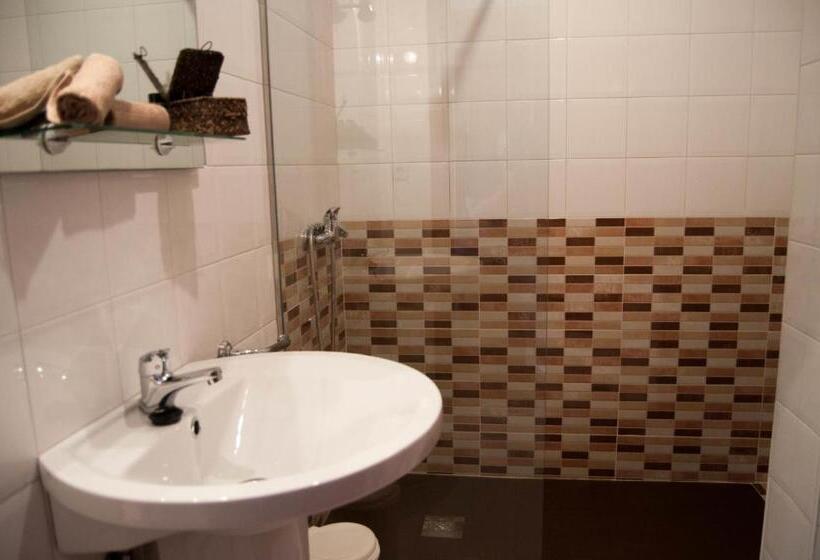 اتاق سوپریور, Hostal La Frontera