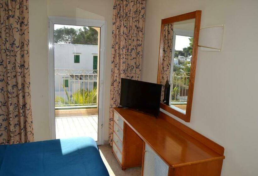 스탠다드 발코니 룸, Hostal Leo D Or