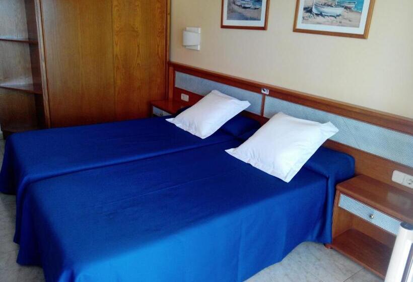 스탠다드 발코니 룸, Hostal Leo D Or