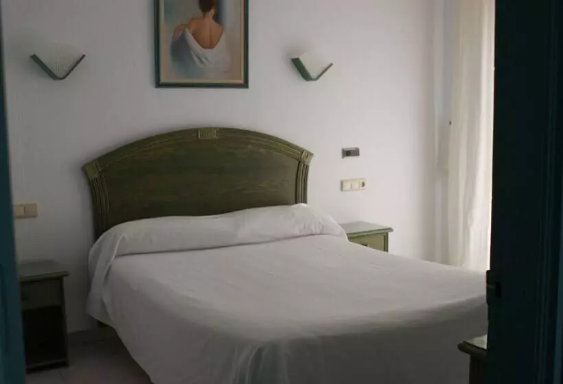 اتاق استاندارد, Hostal Manolo