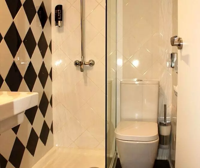 اتاق استاندارد سه نفره, La Concha Soul Boutique