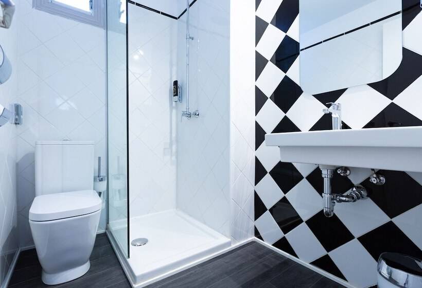 سوئیت جونیور خانوادگی, La Concha Soul Boutique