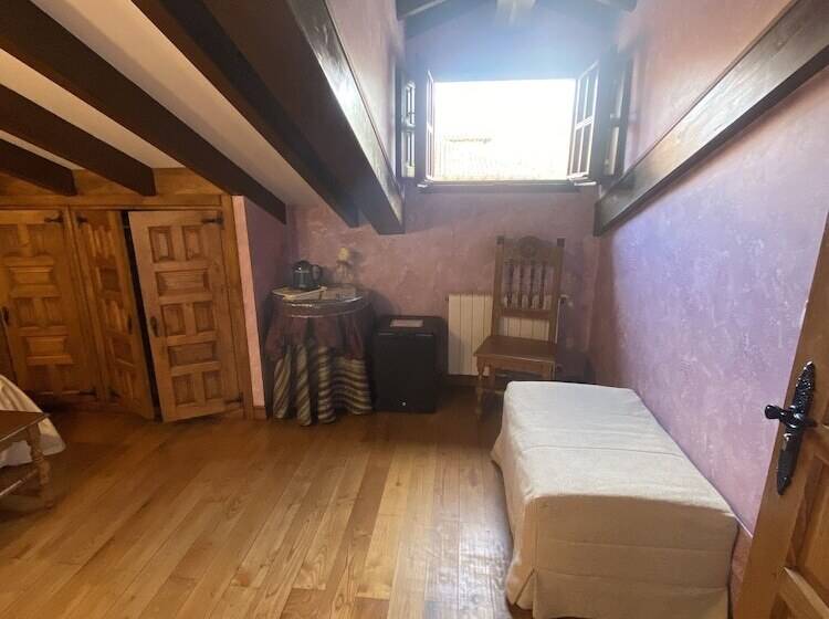 اتاق پنت هاوس, Posada Araceli