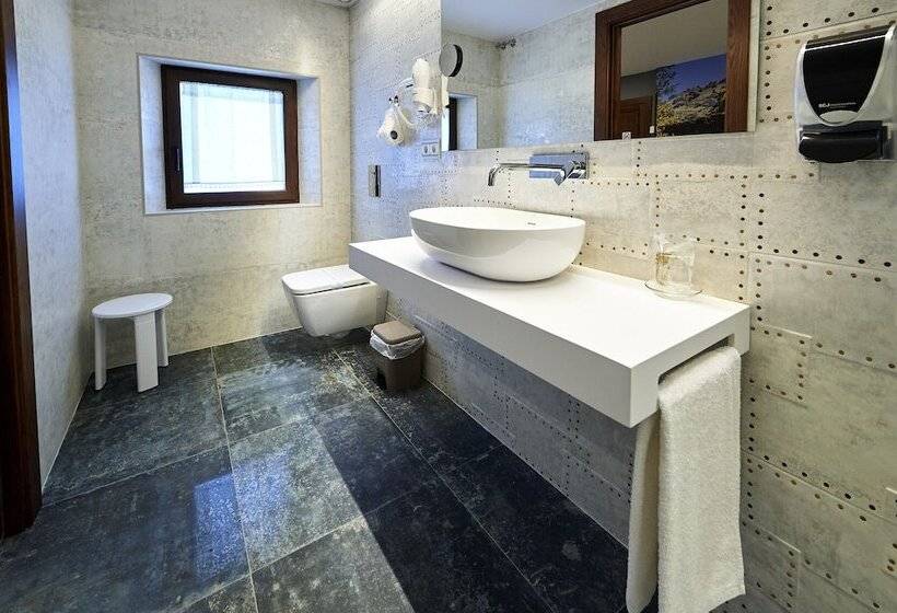 اتاق سوپریور, Posada Araceli