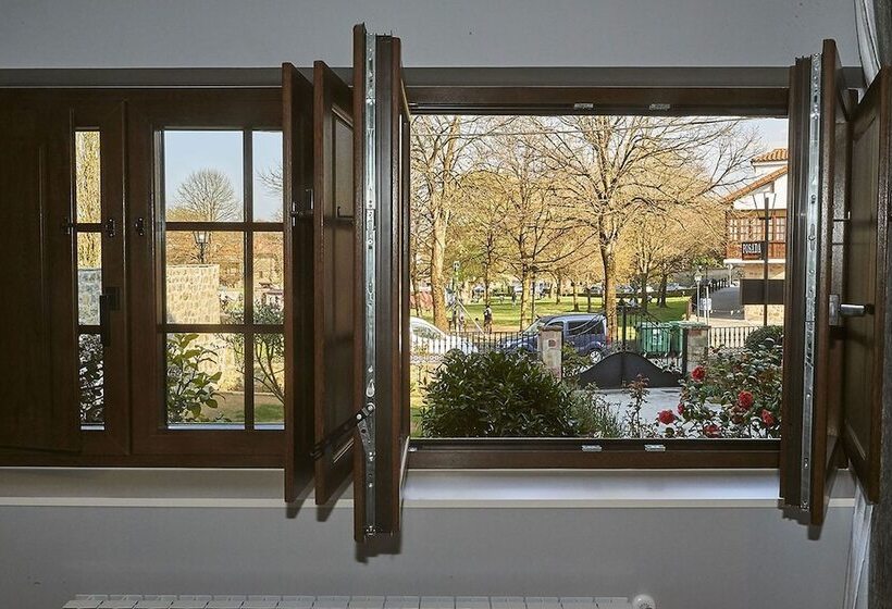 اتاق استاندارد سه نفره, Posada Araceli