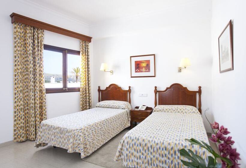 חדר סטנדרט, Sis Pins