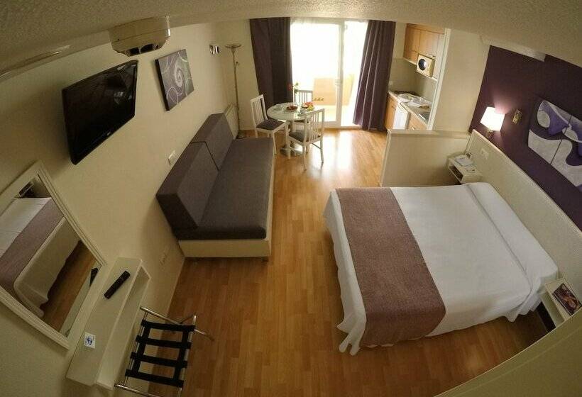 スタンダードスタジオ, Ona Princesa Playa