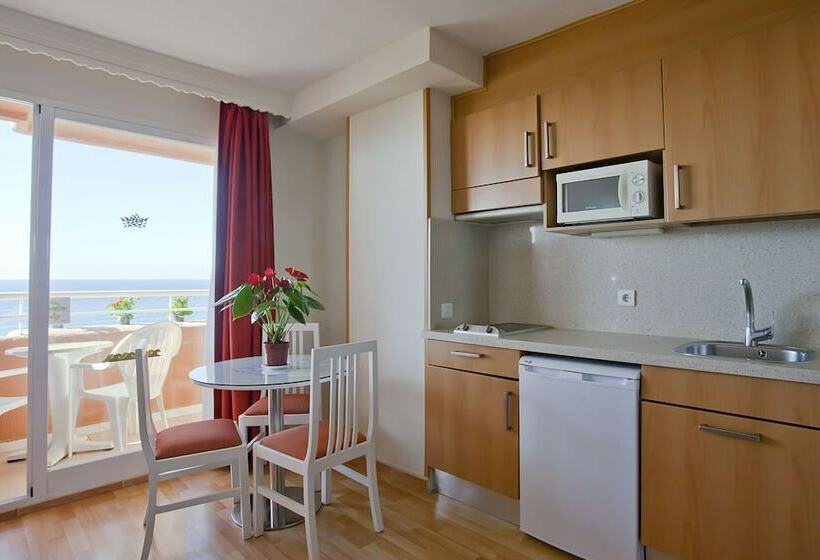 スタンダードスタジオ, Ona Princesa Playa