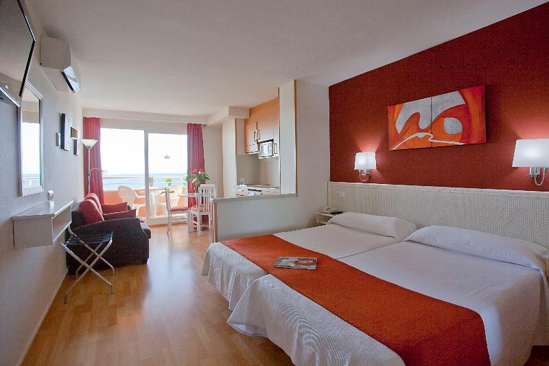 スタンダードスタジオ, Ona Princesa Playa