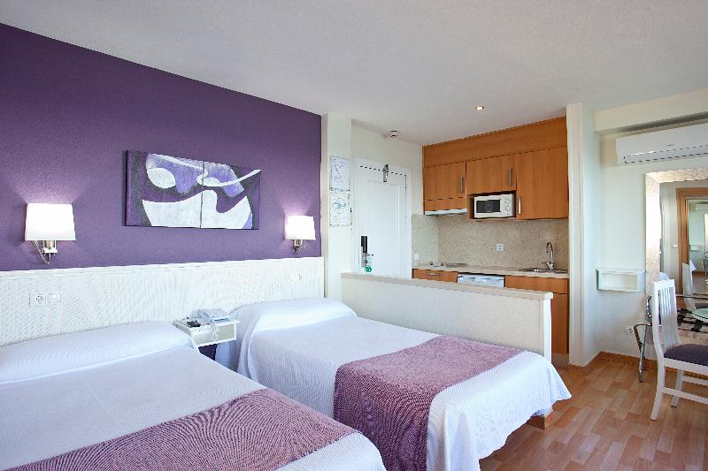 スタンダードスタジオ, Ona Princesa Playa