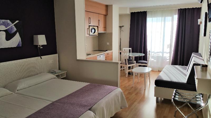 スタンダードスタジオ, Ona Princesa Playa