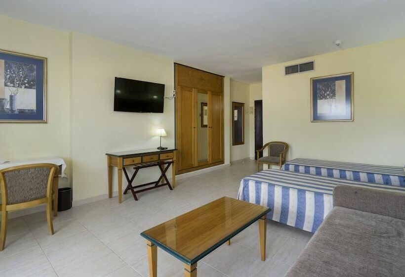 スタンダードスタジオ, Apartamentos Pyr Fuengirola