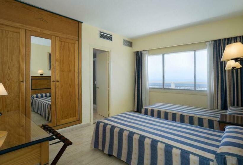 海の見える２ベッドルームアパートメント, Apartamentos Pyr Fuengirola