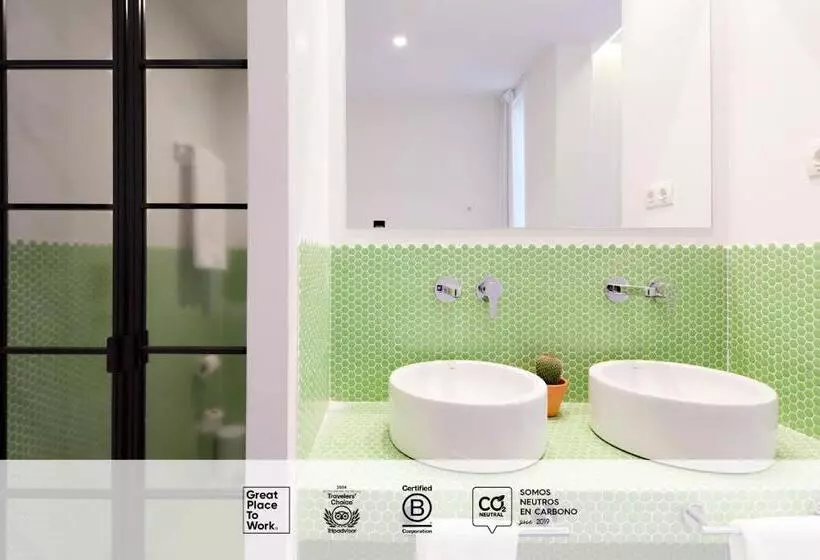 اتاق خانوادگی, Sleep N Atocha B Corp Certified