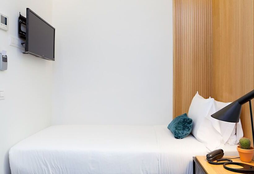 اتاق عادی یک تخته, Sleep N Atocha B Corp Certified