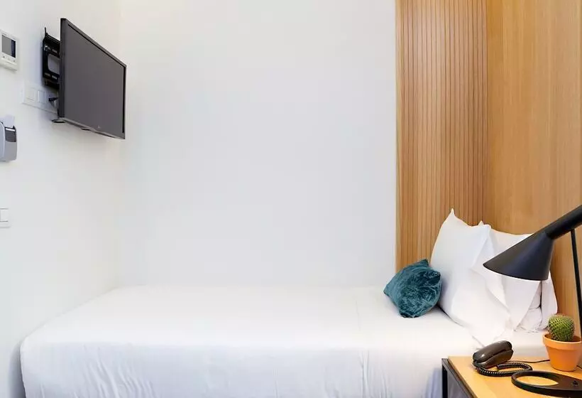 اتاق عادی یک تخته, Sleep N Atocha B Corp Certified