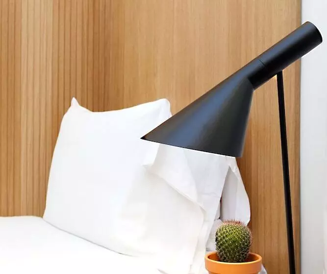 اتاق عادی یک تخته, Sleep N Atocha B Corp Certified