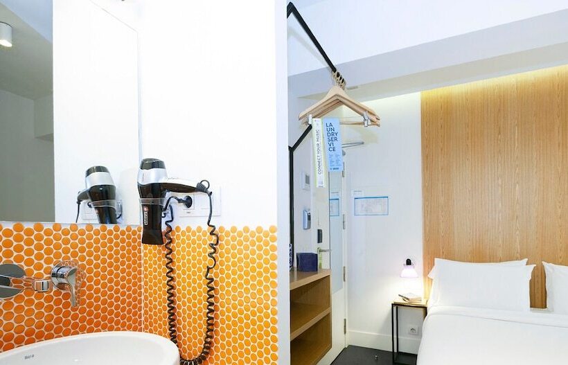 اتاق استاندارد یک نفره, Sleep N Atocha   B Corp Certified