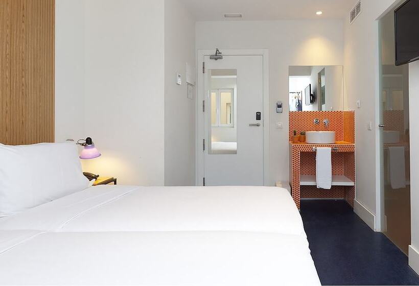 اتاق عادی, Sleep N Atocha B Corp Certified