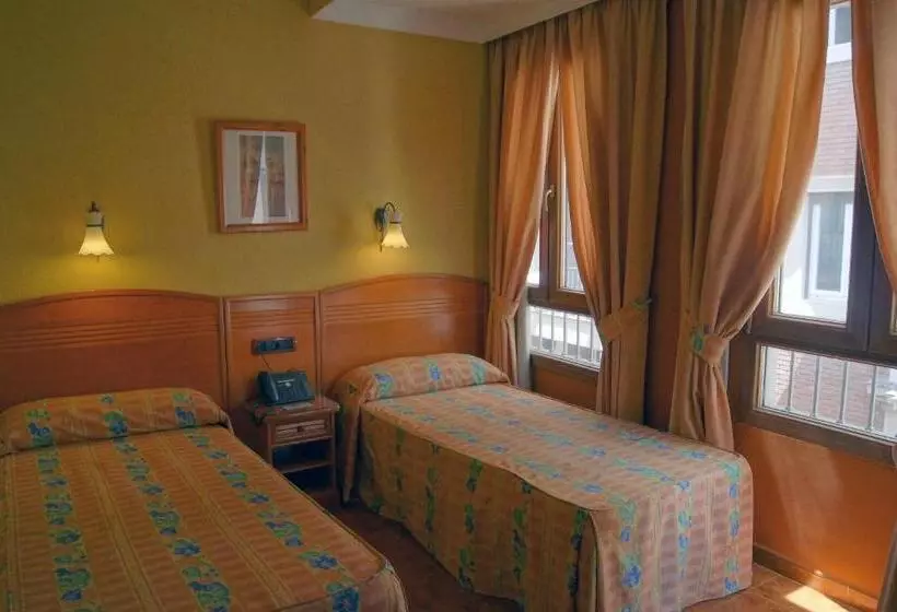 اتاق استاندارد, Hostal Victoria