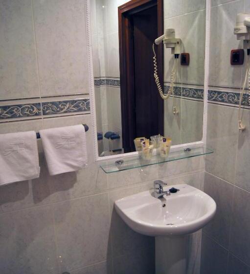 اتاق استاندارد, Hostal Victoria