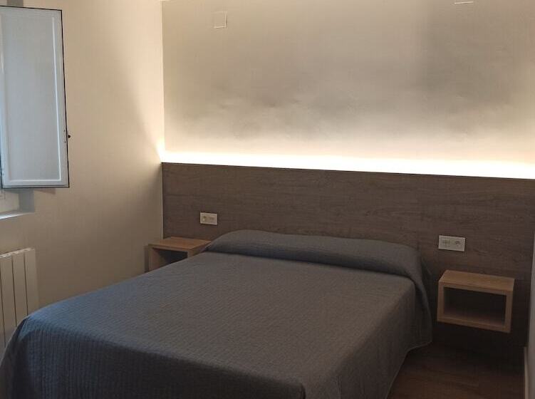 四人标准间, Bearan Bar & Rooms