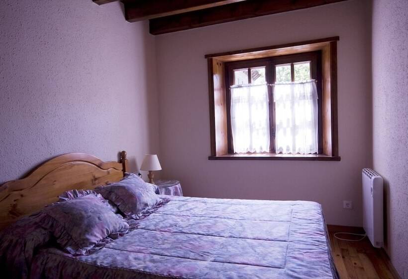 Quarto Estandar, El Bouquet