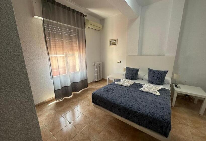 اتاق استاندارد, Hostal Arrate