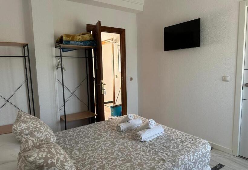 اتاق استاندارد, Hostal Arrate