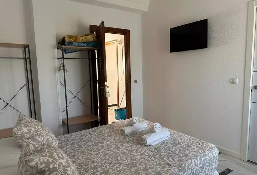 スタンダードルーム, Hostal Arrate