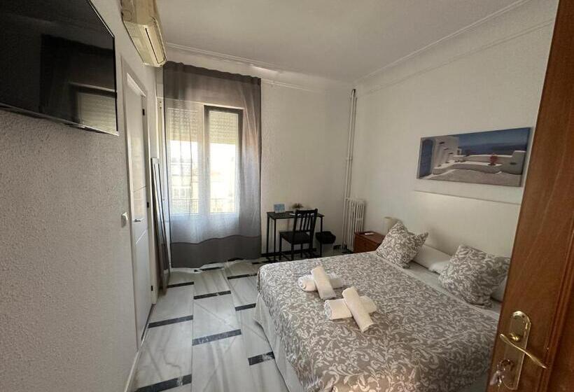 اتاق استاندارد, Hostal Arrate