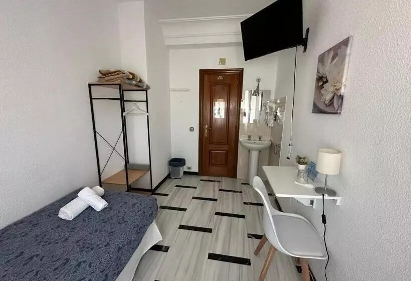 バスルーム共有のシングルスタンダード, Hostal Arrate