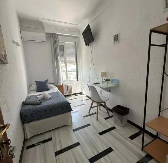 バスルーム共有のシングルスタンダード, Hostal Arrate