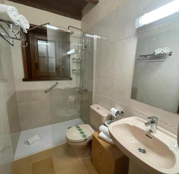 Quarto Estandar, El Bouquet
