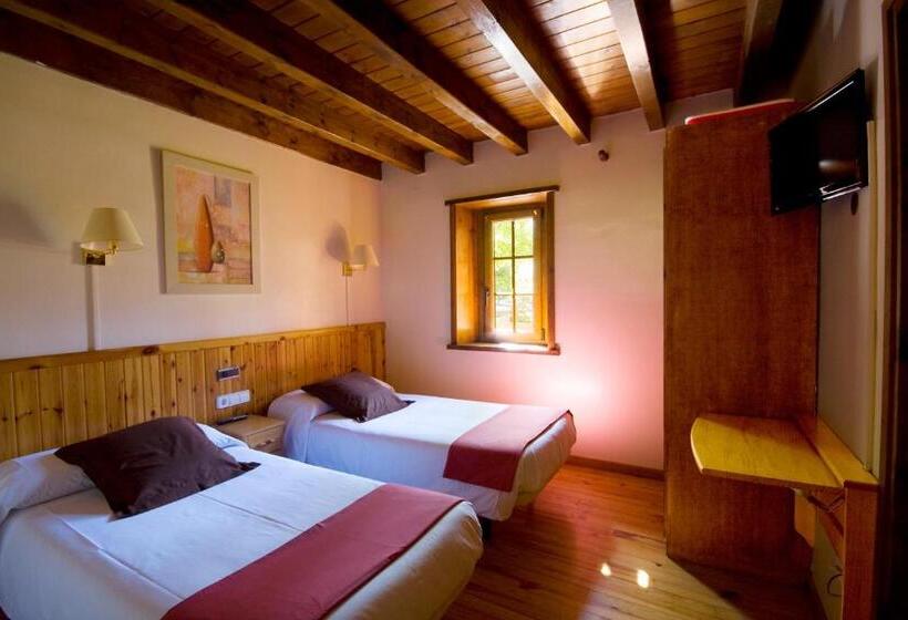 Quarto Estandar, El Bouquet