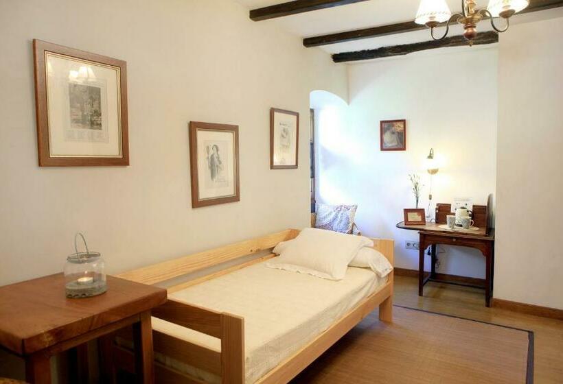 Номер Стандарт Трехместный, Hostal Rural Donamariako Benta