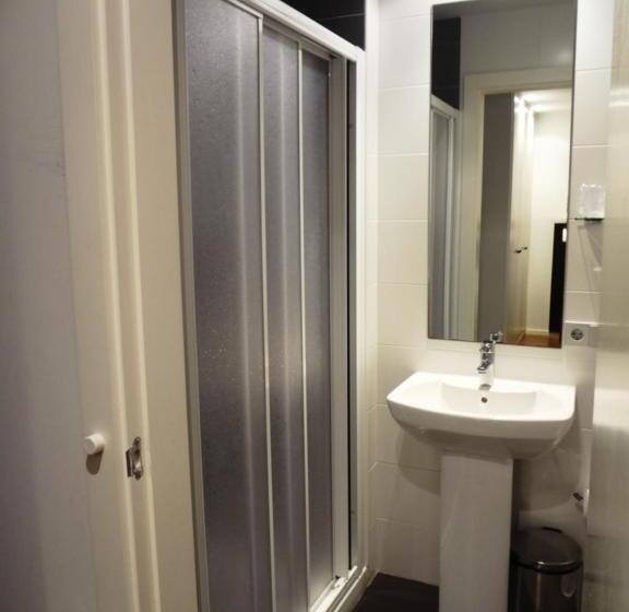 חדר סטנדרט, Irixo