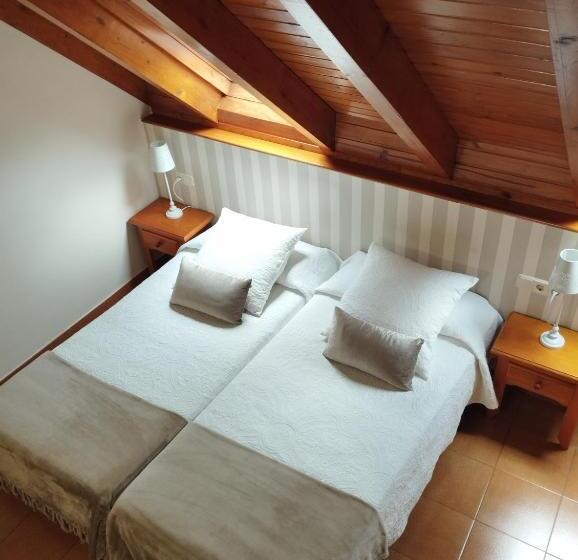 اتاق استاندارد سه نفره, Ostau D òc