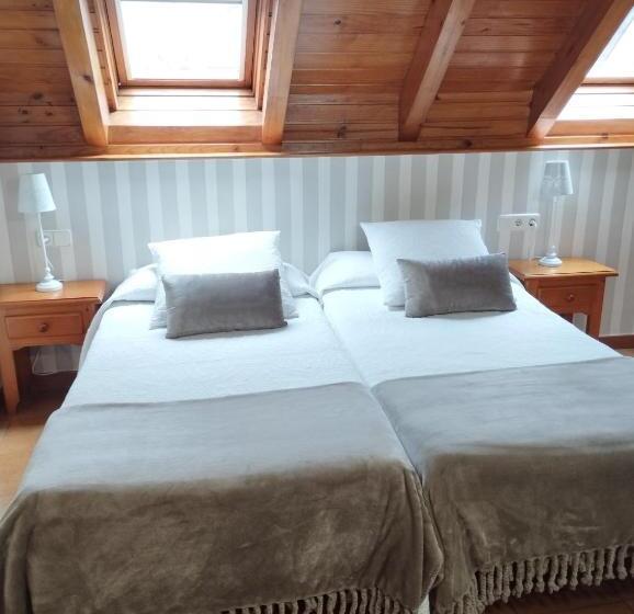 اتاق استاندارد سه نفره, Ostau D òc