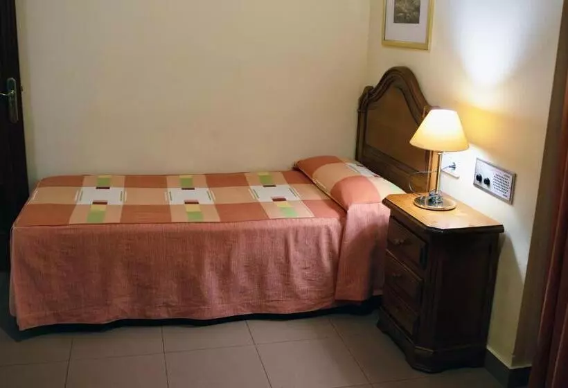 اتاق استاندارد, Pensio La Creu