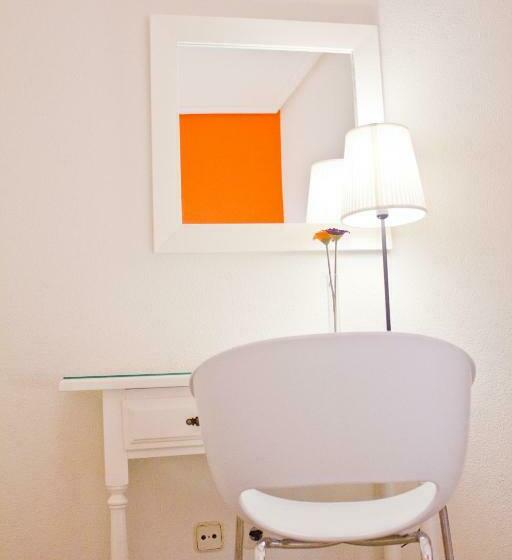 اتاق خانوادگی, Apartamentos Turisticos G3 Galeon