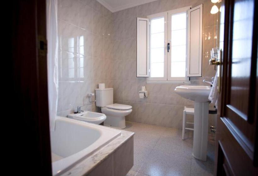 اتاق استاندارد یک نفره, Hostal La Casilla