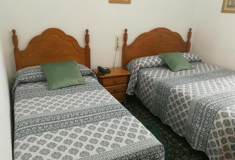 غرفة قياسية, Hostal La Casilla